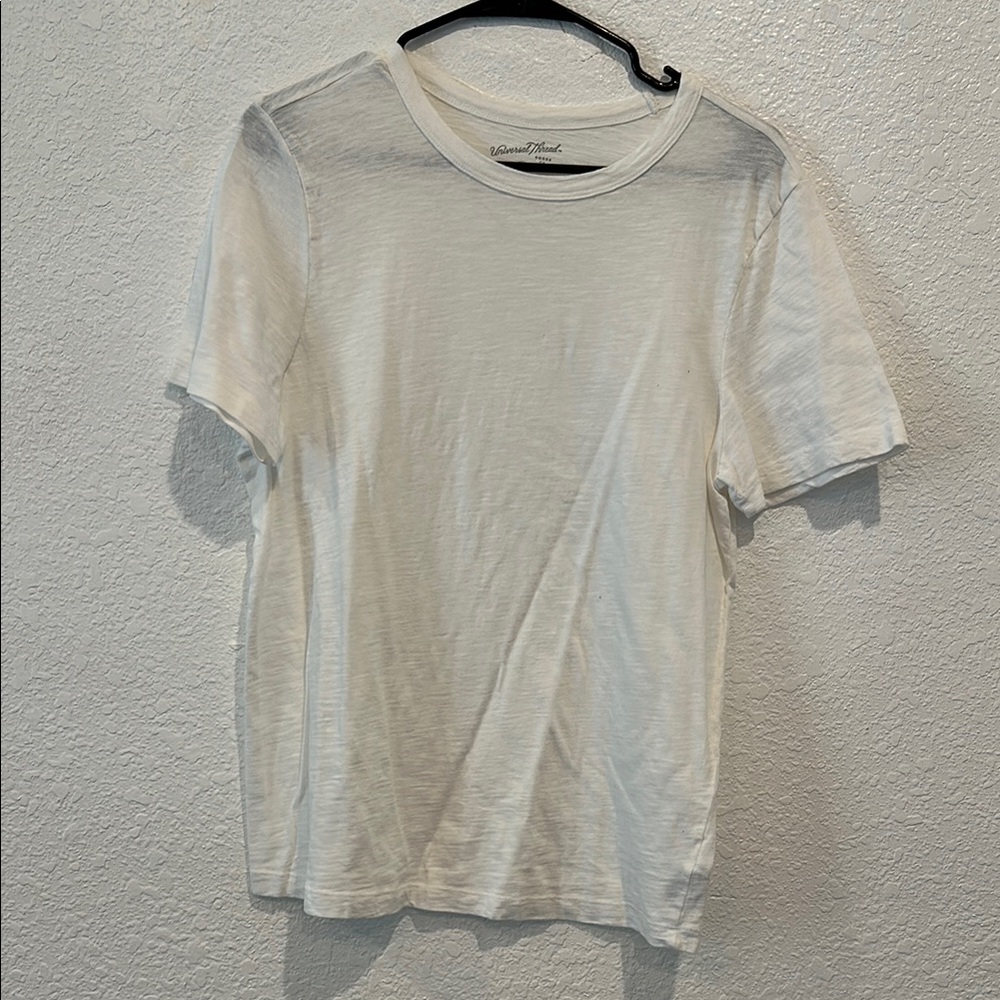 Universal Thread White Short Sleeve Tee